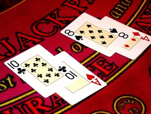 Blackjack – Ett spel Med Tur och Skicklighet
